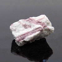 圖示-電氣石/碧璽原石(Tourmaline)