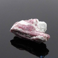 圖示-電氣石/碧璽原石(Tourmaline)