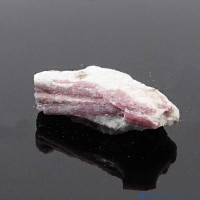 圖示-電氣石/碧璽原石(Tourmaline)