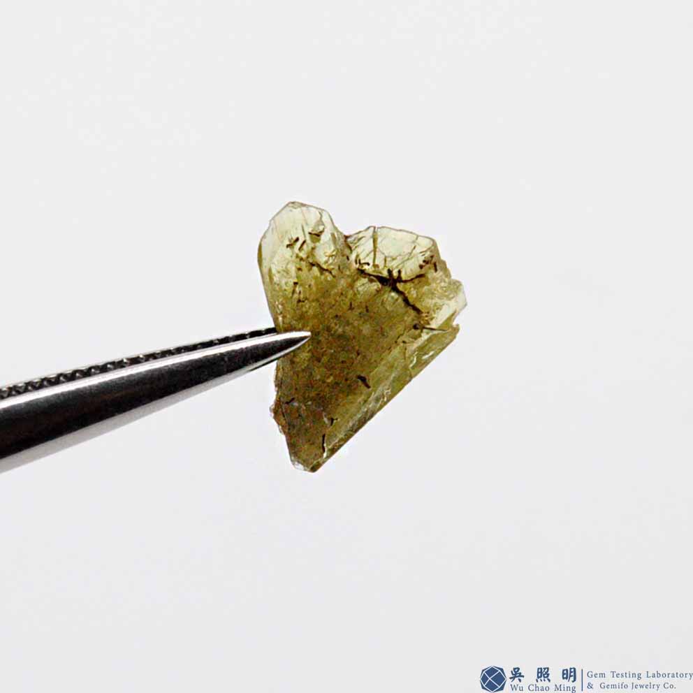 圖示-金綠寶石雙晶晶體(Chrysoberyl Twin)