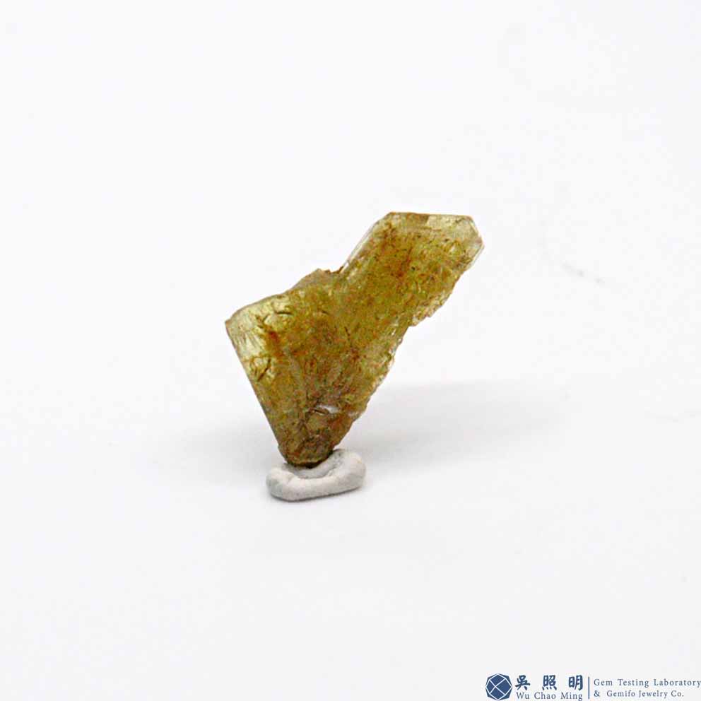 圖示-金綠寶石雙晶晶體(Chrysoberyl Twin)