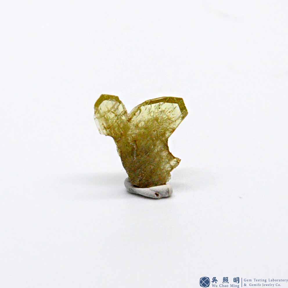 圖示-金綠寶石雙晶晶體(Chrysoberyl Twin)